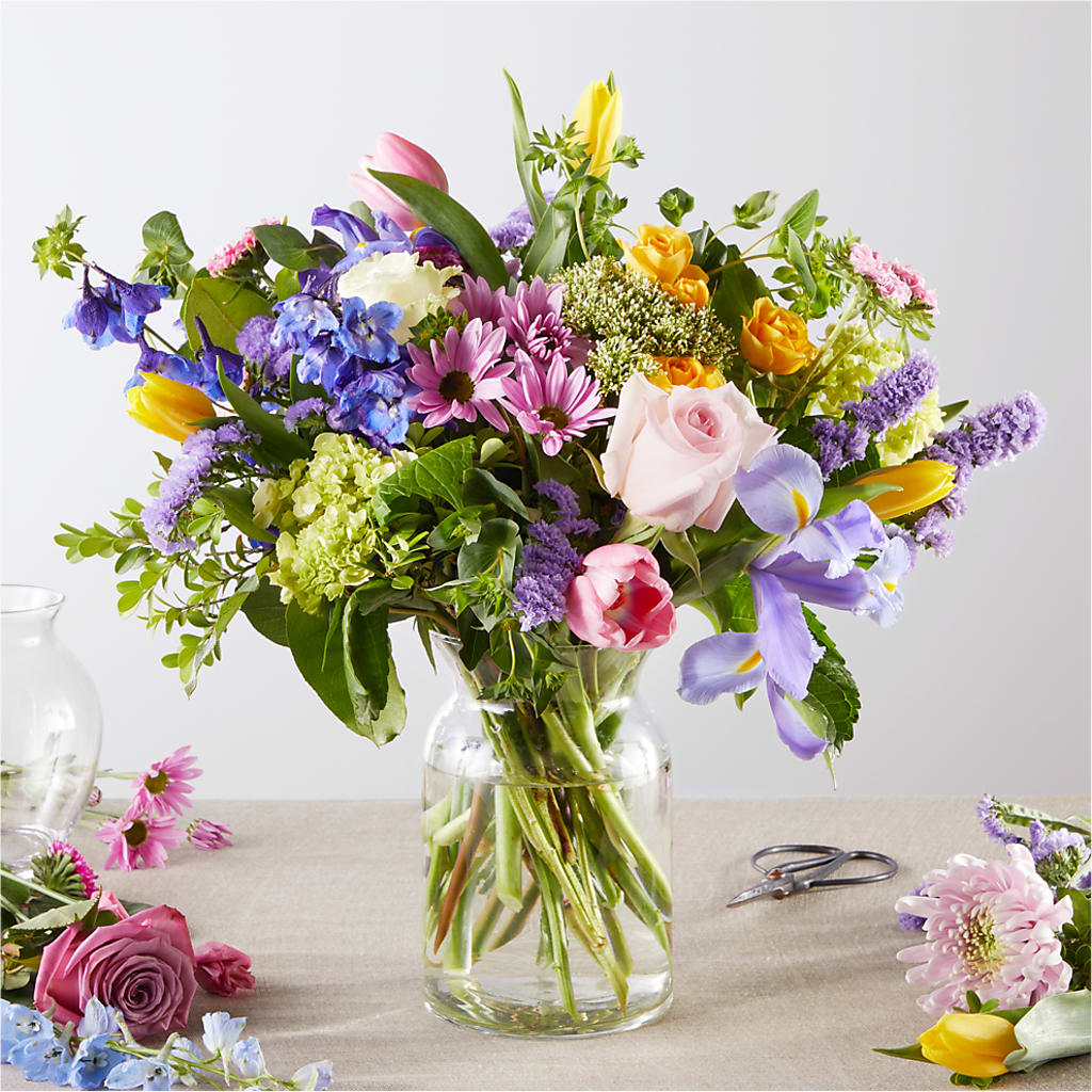 Pastel Tradition - A Florist Original – Miles Of Flowers, Dothan AL
