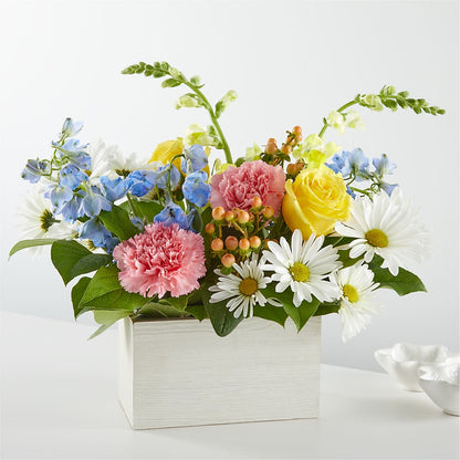 Sun Salutation Box Bouquet –  Miles Of Flowers, Dothan AL