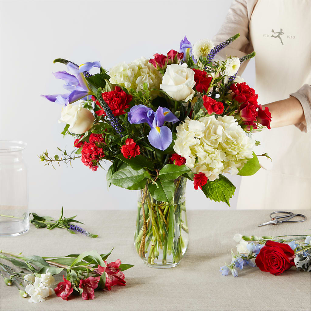 Star Spangled - A Florist Original –  Miles Of Flowers, Dothan AL
