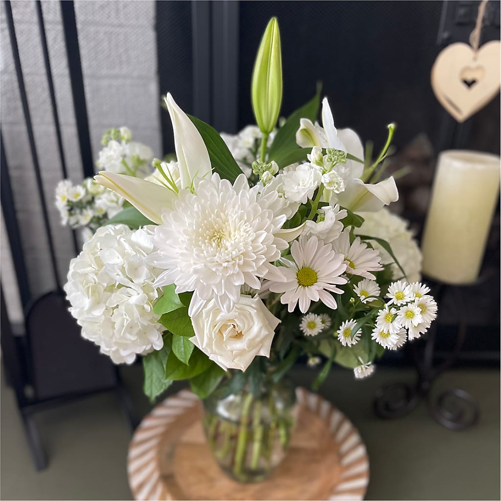 Classic Ivory – A Florist Original –  Miles Of Flowers, Dothan AL