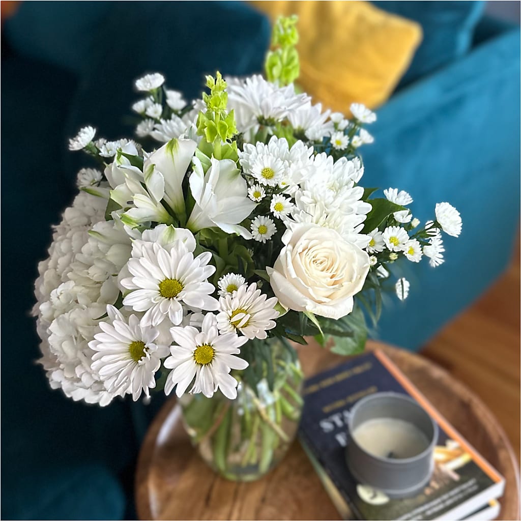 Classic Ivory – A Florist Original –  Miles Of Flowers, Dothan AL