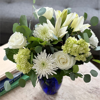 Snowy Dreams Bouquet –  Miles Of Flowers, Dothan AL